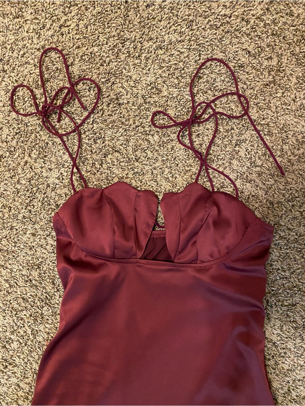 Tie-Strap Sea Shell Maxi Dress in Burgundy